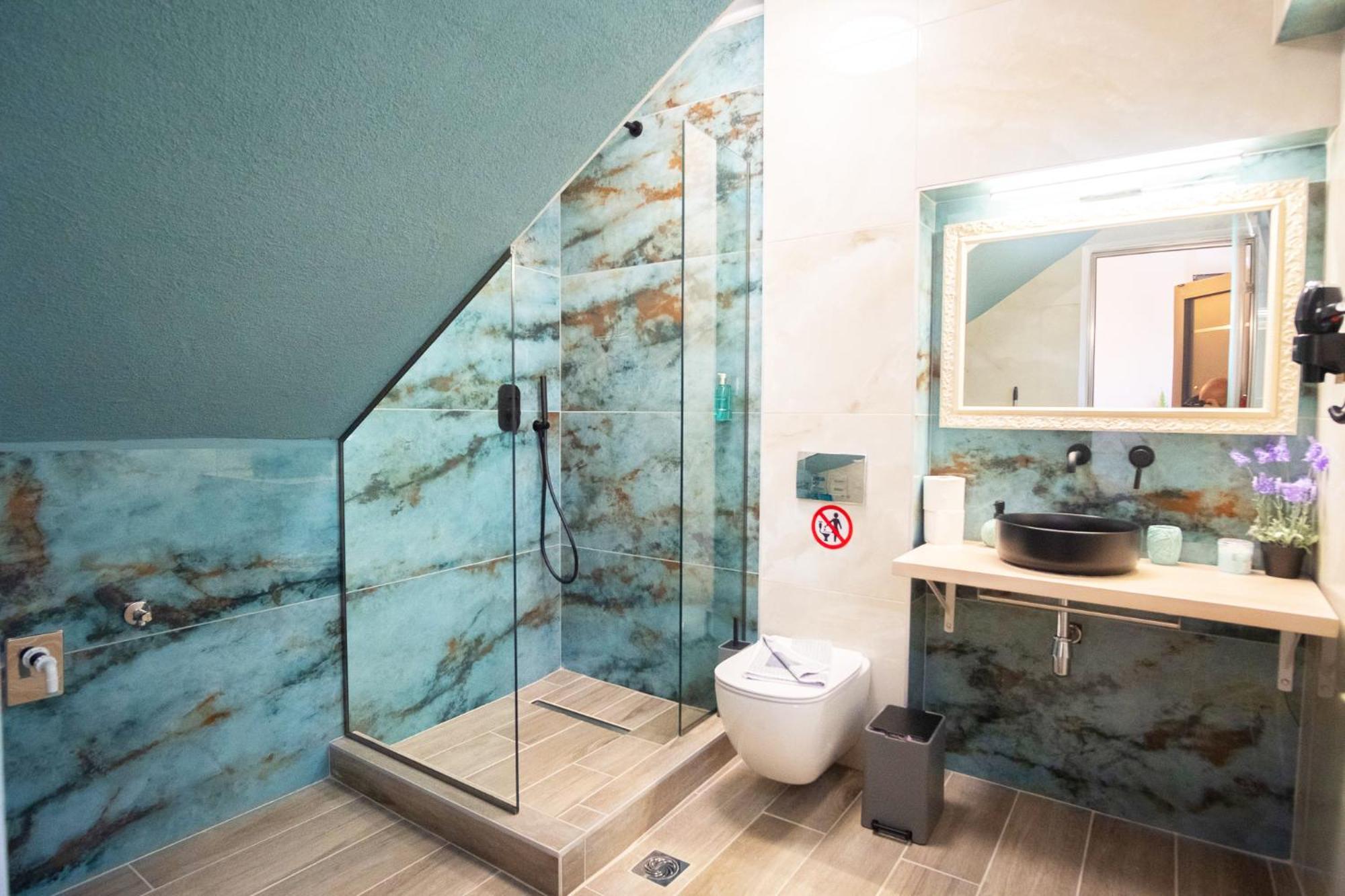 Serenity Luxe Suites Parga Buitenkant foto