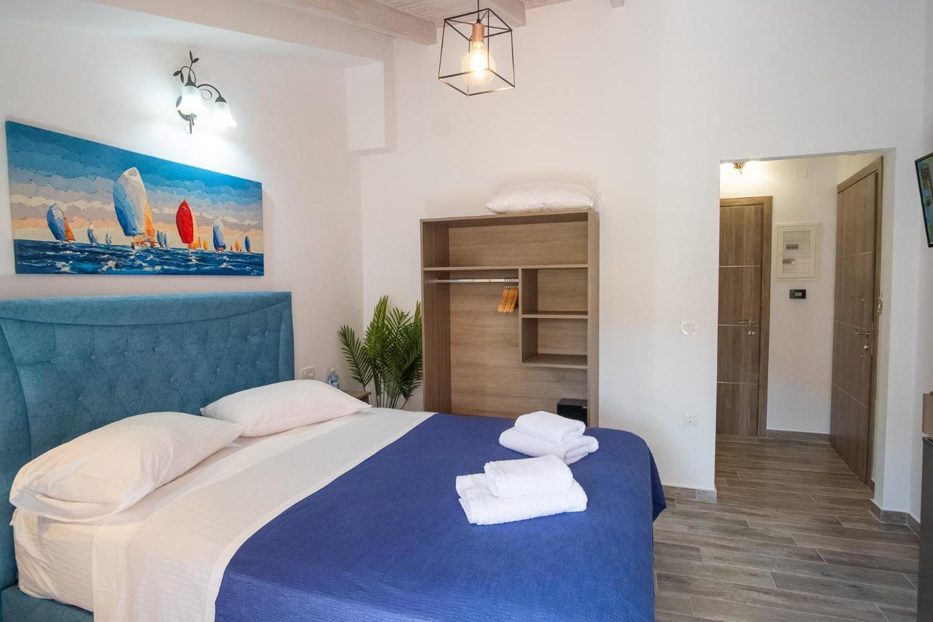 Serenity Luxe Suites Parga Kamer foto